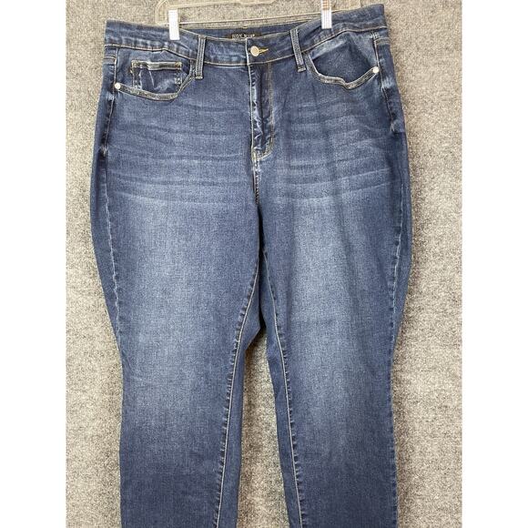 Judy Blue Jeans Women's Size 20W Boyfriend Fit Blue Strech - Picture 3 of 16